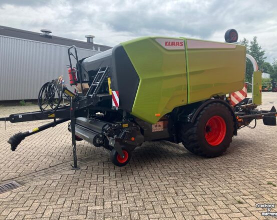 Claas Rollant 630 RC Uniwrap
