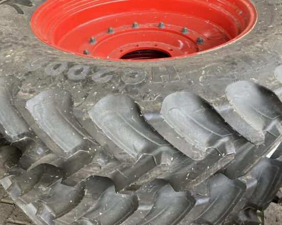 Mitas VF380/95R38- VF380/105R54 HC2000