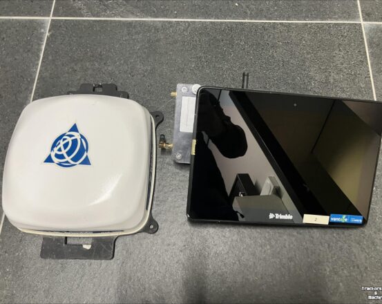 Trimble GFX 750 met NAV 900 RTK NET